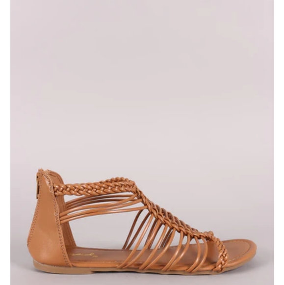 New Qupid Tan Sandal, women's size 9 - Picture 3 of 4